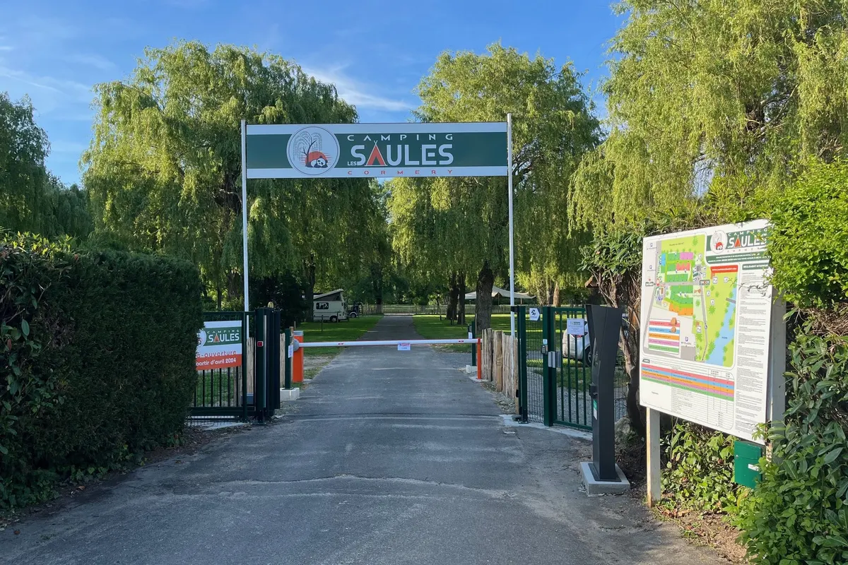 Camping Les Saules de Cormery — foto 2