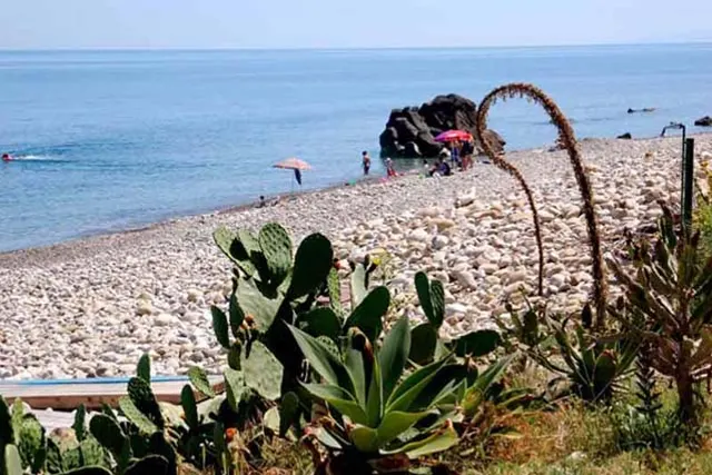 lo scoglio