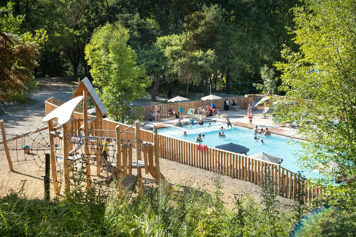 Camping Huttopia Lac de Serre-Ponçon — foto 2