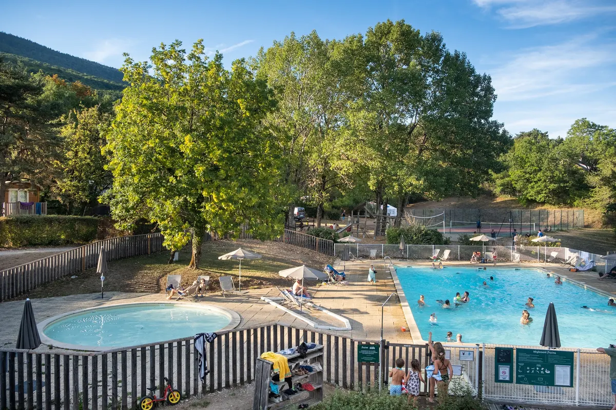 Camping Huttopia Divonne-les-Bains, foto 2