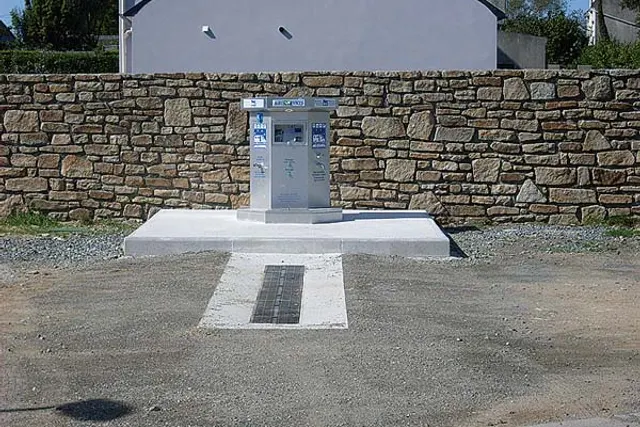 Aire place du Verger - Plouguerneau