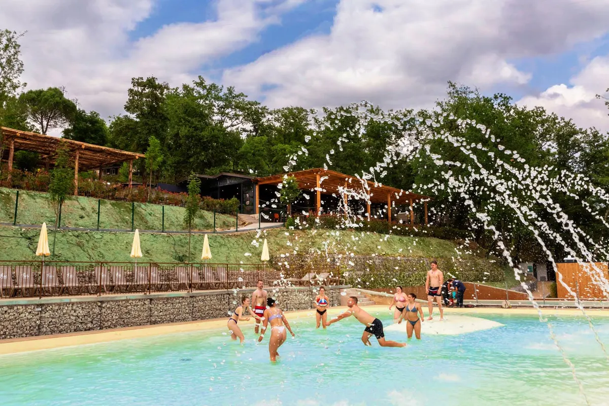 hu Firenze Certosa camping in town — foto 2