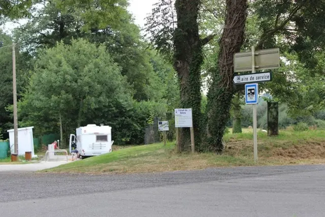 Aire de service Péaule