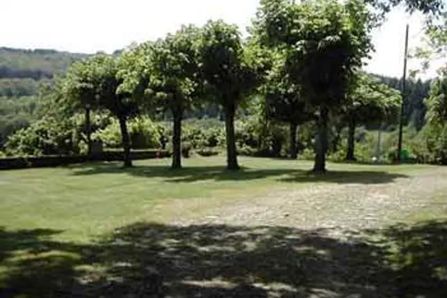 Camping municipal Saint Pierre Château