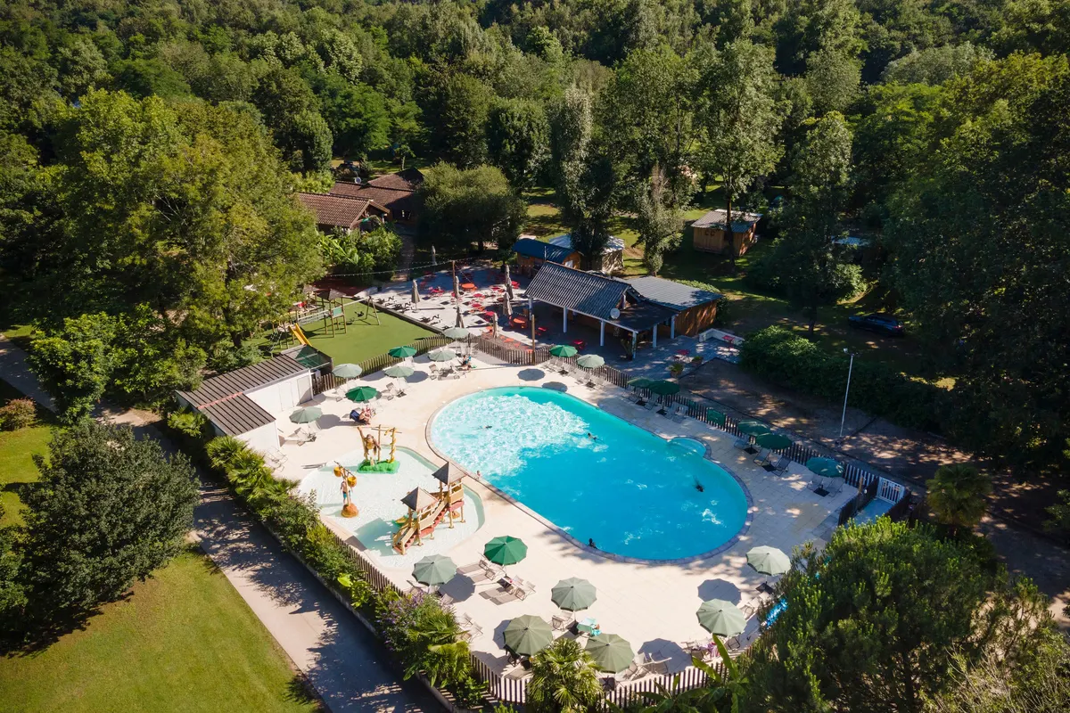 Camping Huttopia Beaulieu sur Dordogne — foto 2