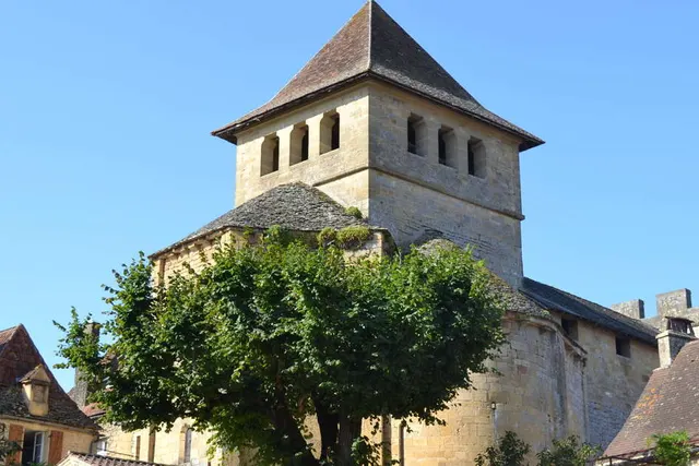 Aire communale de Marquay