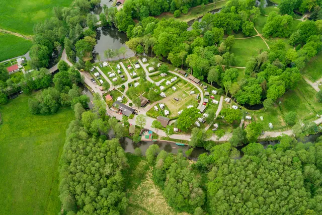 Spreewald-Natur-Camping "Am Schlosspark"