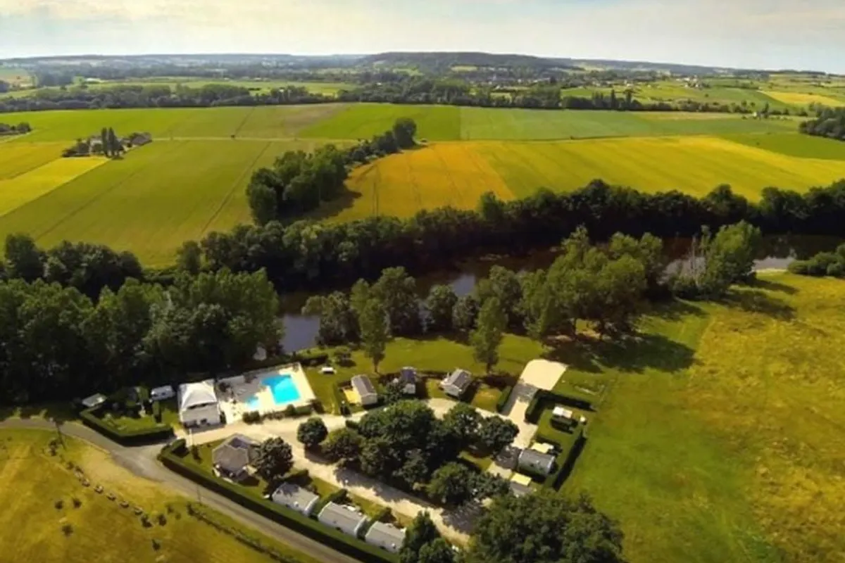 Camping Les Rioms
