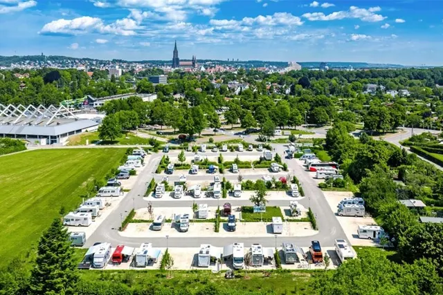 Wohnmobilstellplatz am Donaubad