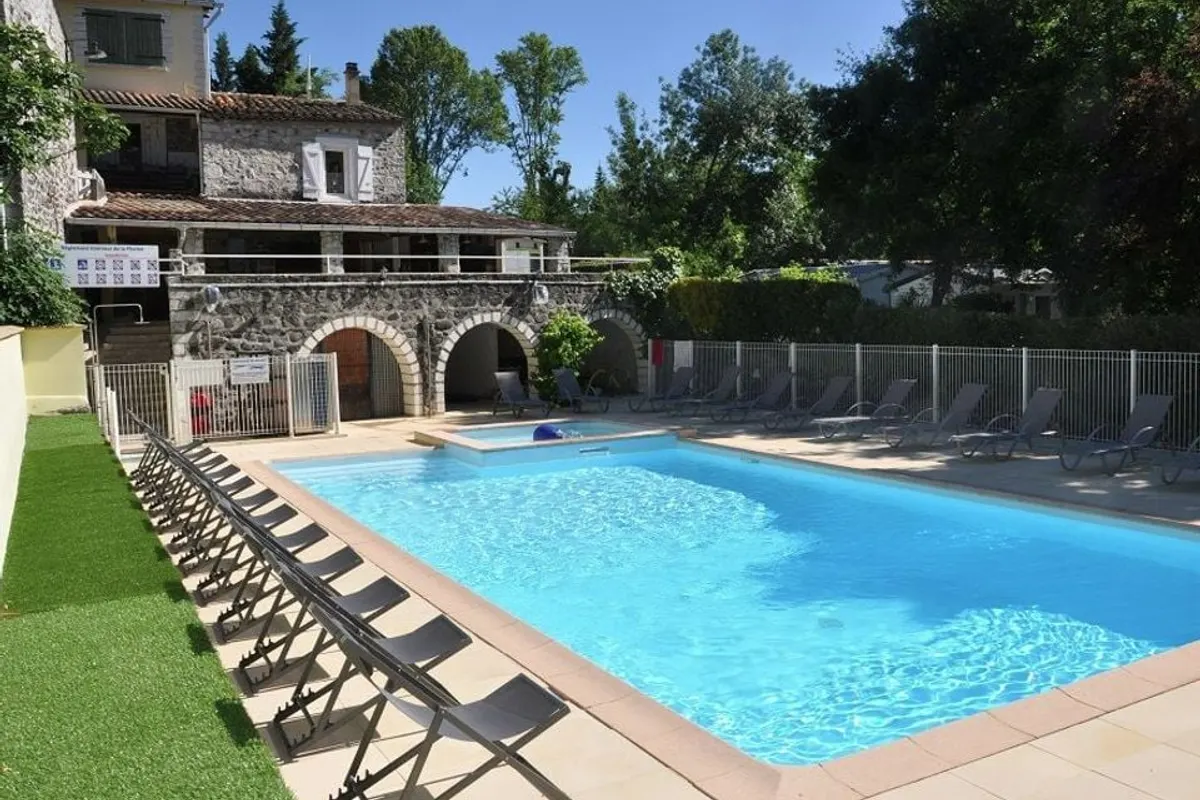 Camping les Rives d'Auzon