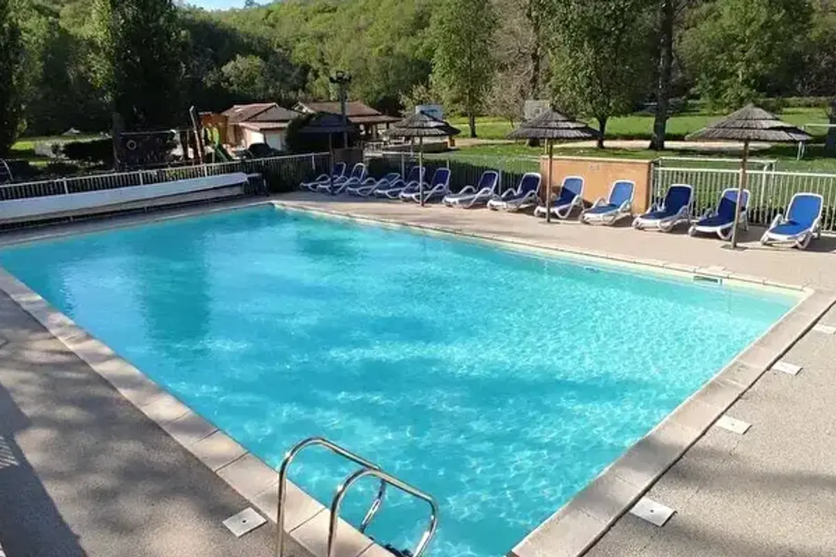 Camping Le Douzou