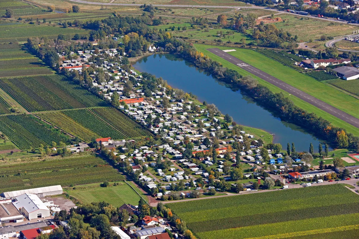 Knaus Campingpark Bad Dürkheim — foto 2